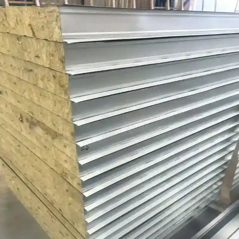 Panel bumbung komposit