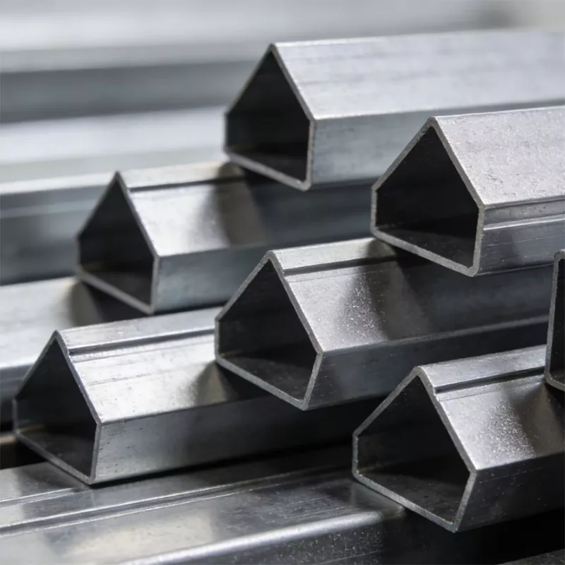 Tiub Persegi Sudut Tajam